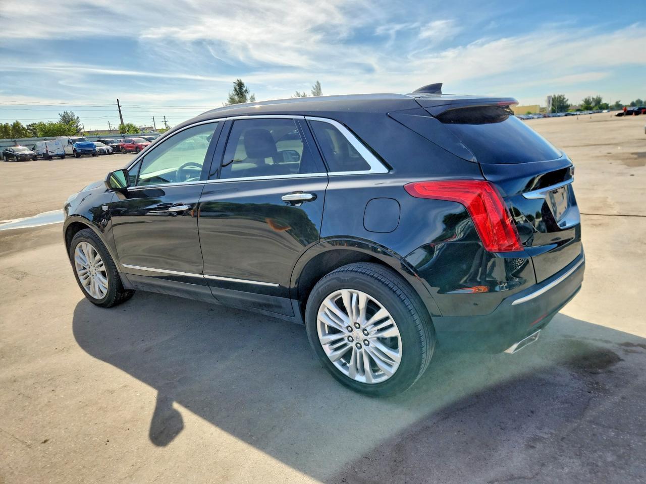 2019 Cadillac Xt5 Premium Luxury - Фото 2