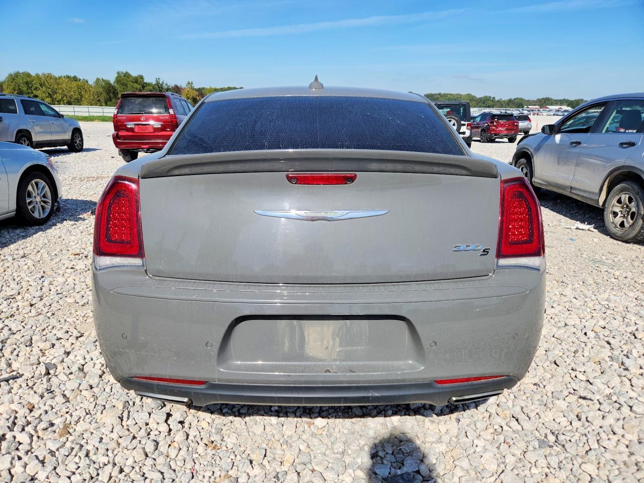 2017 Chrysler 300 S - Фото 6