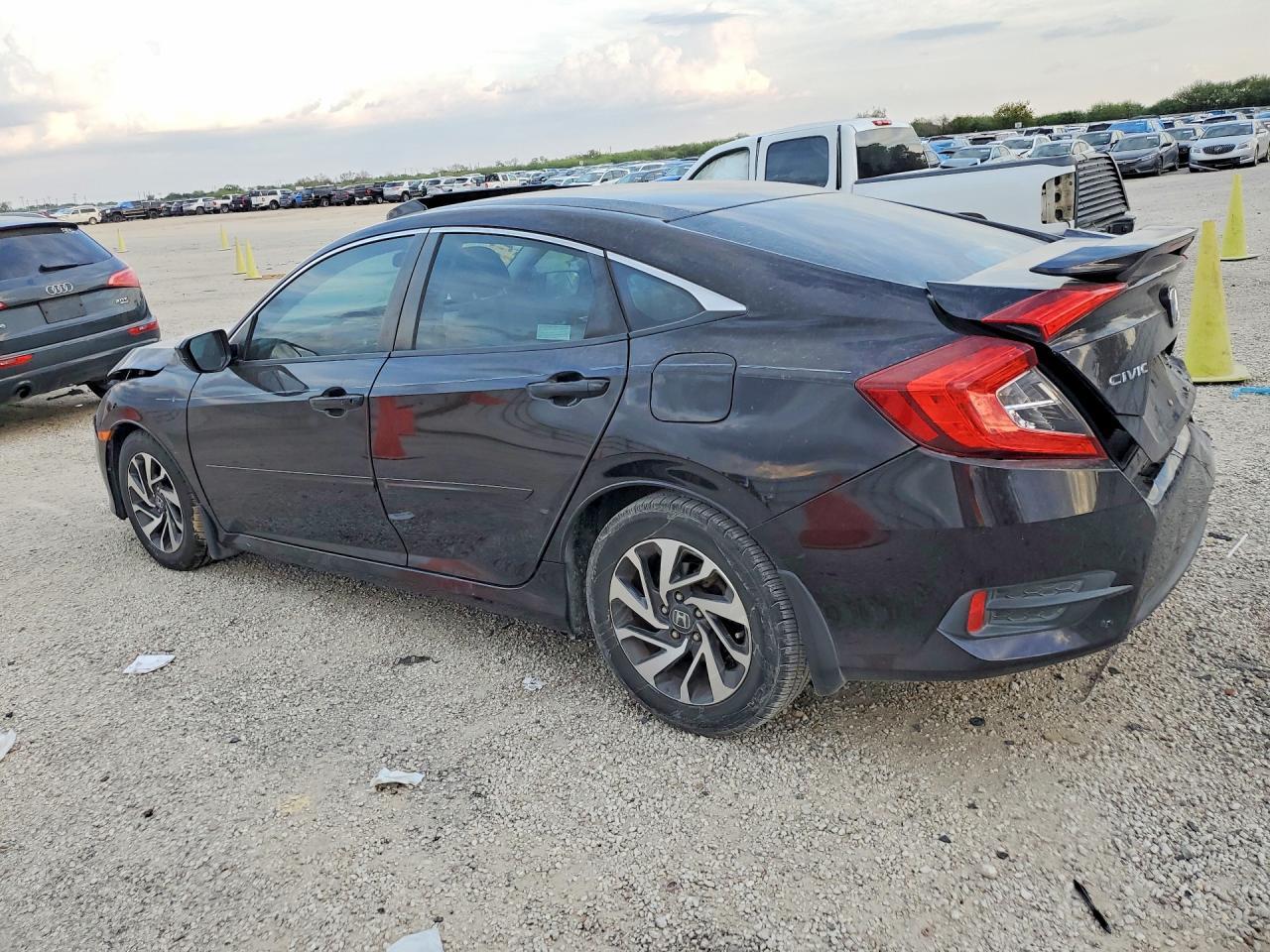 2016 Honda Civic Ex - Фото 2