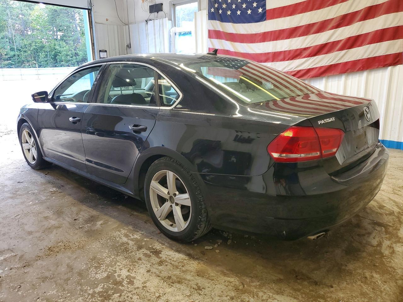 2013 Volkswagen Passat Se - Фото 2