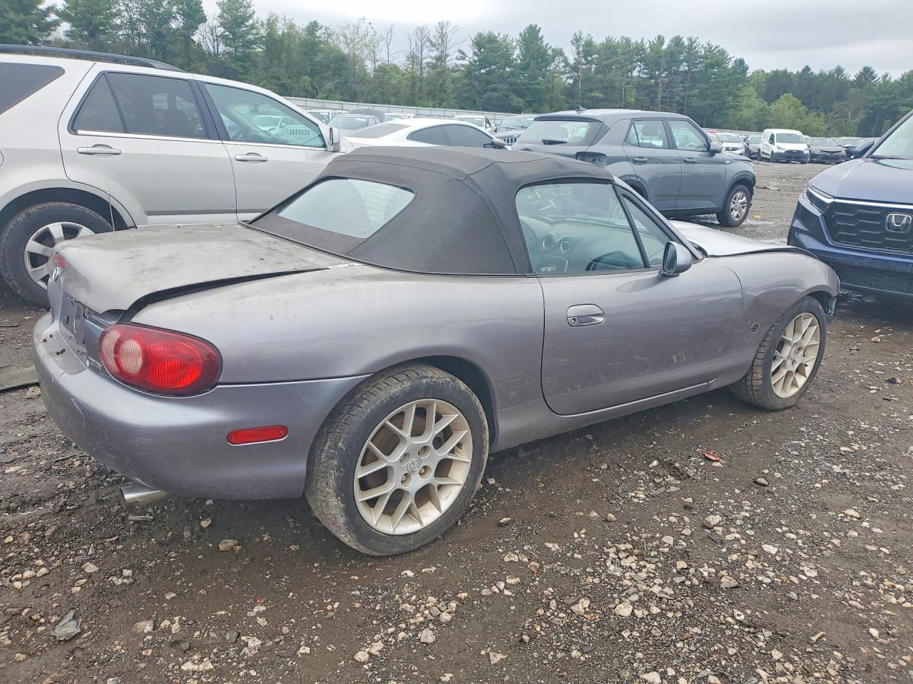 2002 Mazda Mx-5 Miata Base - Image 3