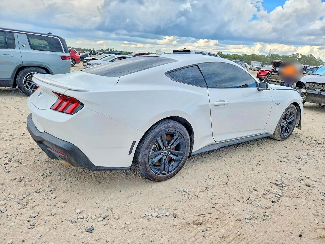 2026 Ford Mustang Gt - Фото 3
