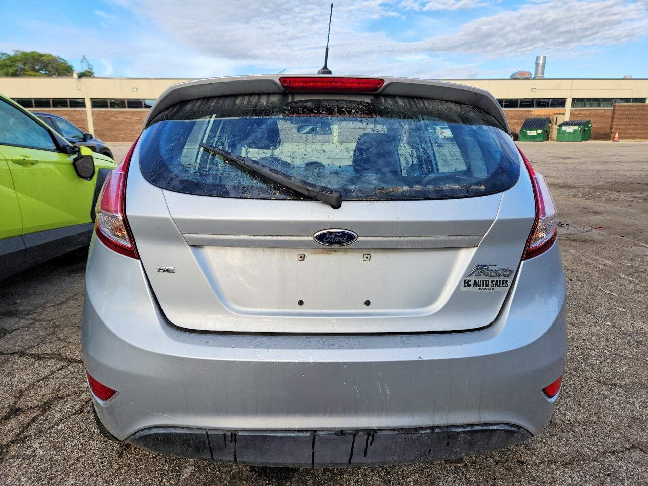 2014 Ford Fiesta Se - Фото 6