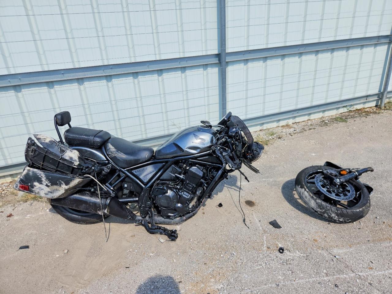 2025 Honda Cmx1100 A2