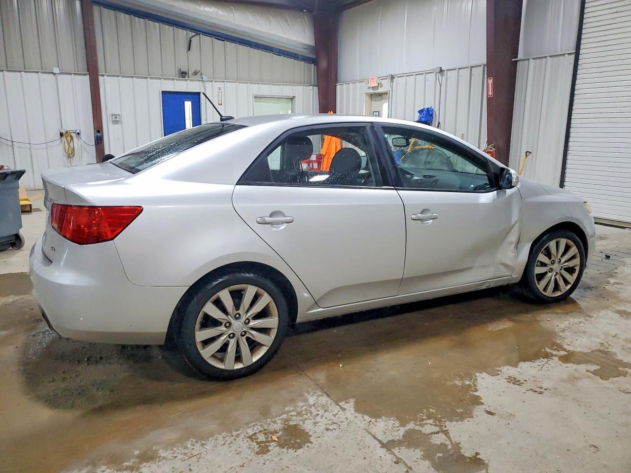 2010 Kia Forte Sx - Image 3