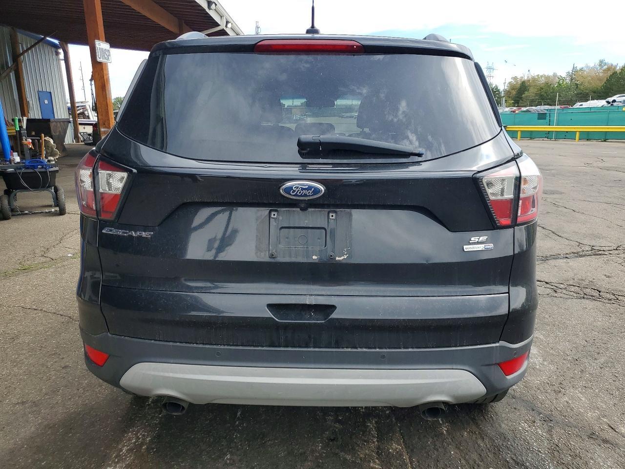 2017 Ford Escape Se - Фото 6
