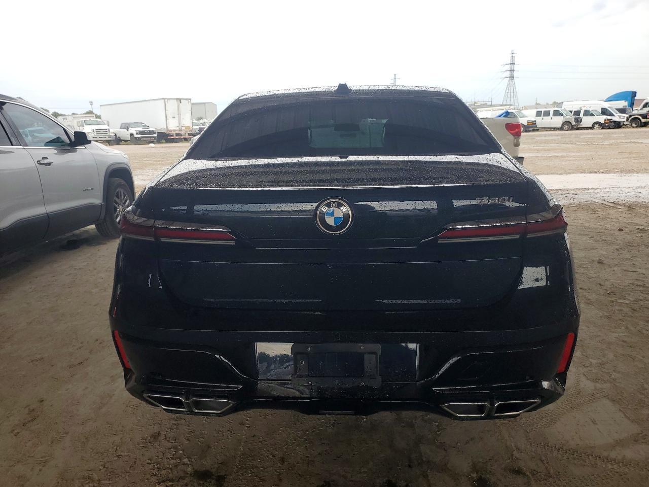 2023 BMW 760 Xi - Фото 6