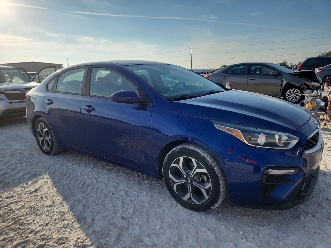 2019 Kia Forte Lxs - Фото 4