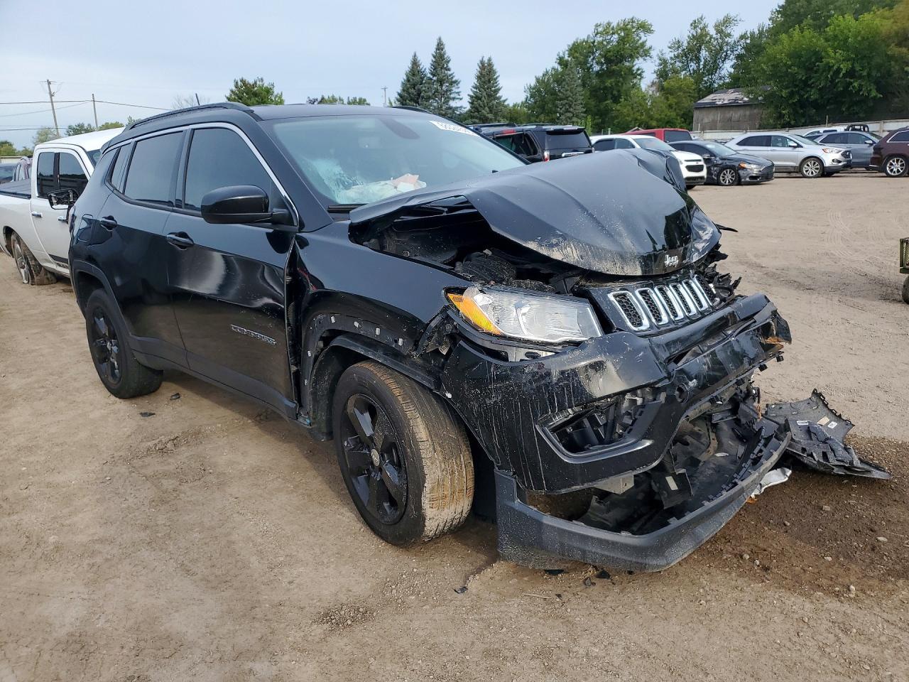 2019 Jeep Compass Latitude - Image 4