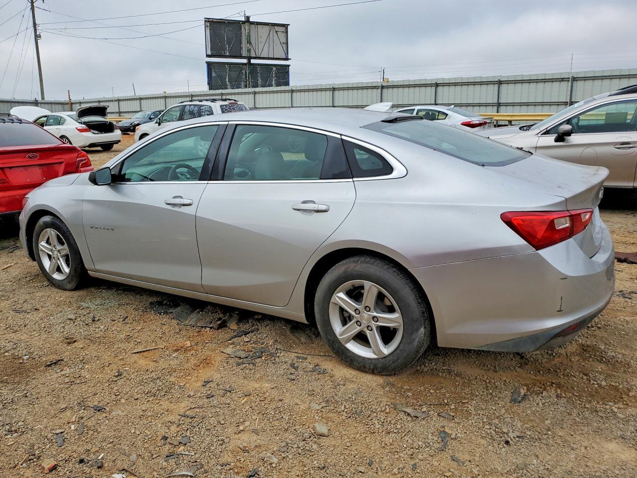2018 Chevrolet Malibu Lt - Фото 2