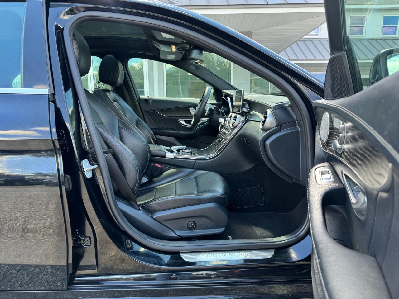 2015 Mercedes-Benz C 300 4Matic - Фото 5