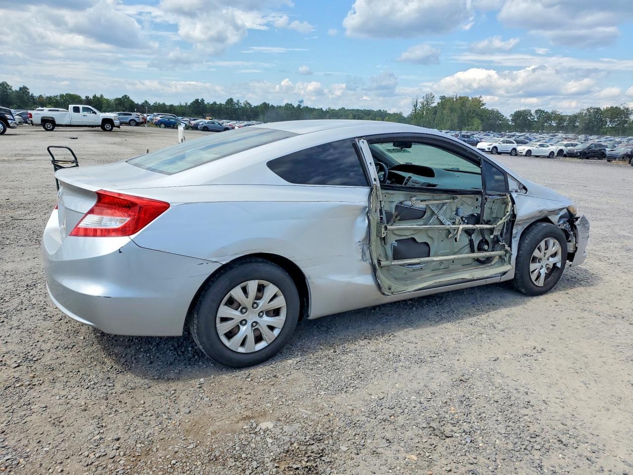2012 Honda Civic Lx - Image 3
