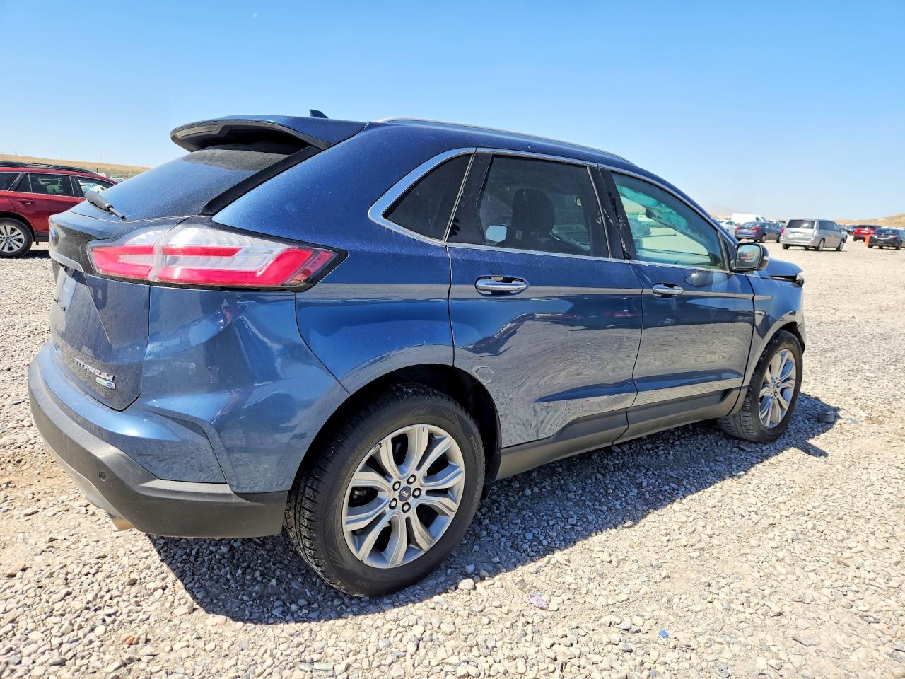 2019 Ford Edge Titanium - Фото 3