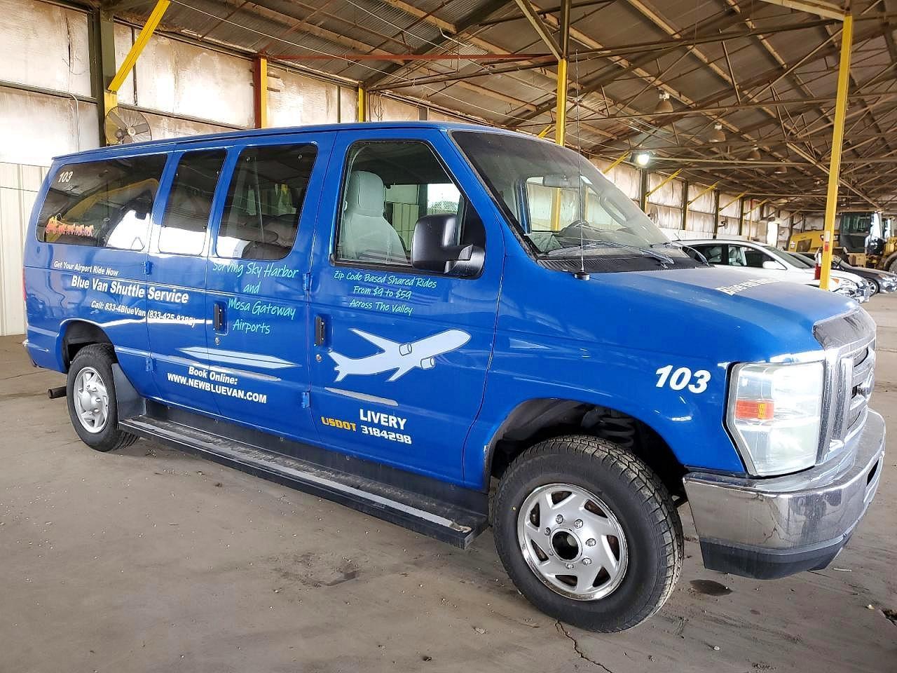 2014 Ford Econoline E350 Super Duty Wagon - Фото 4