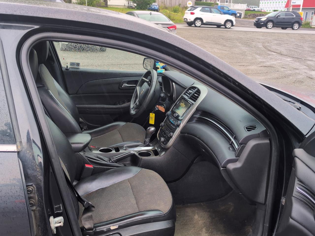 2015 Chevrolet Malibu 1Lt - Image 5