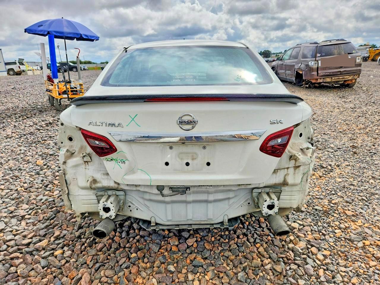 2017 Nissan Altima 2.5 Sr - Image 6