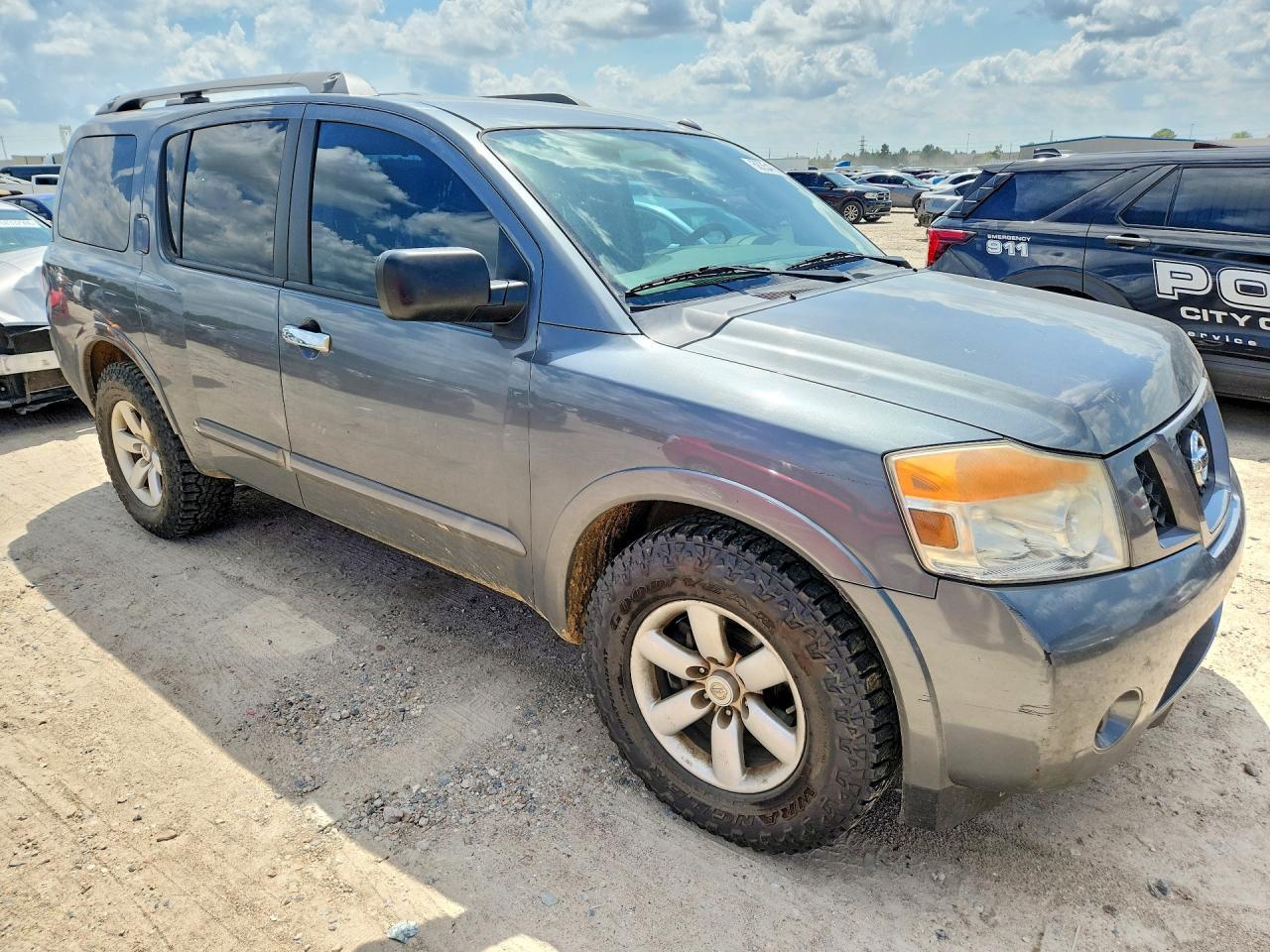 2014 Nissan Armada Sv - Image 4