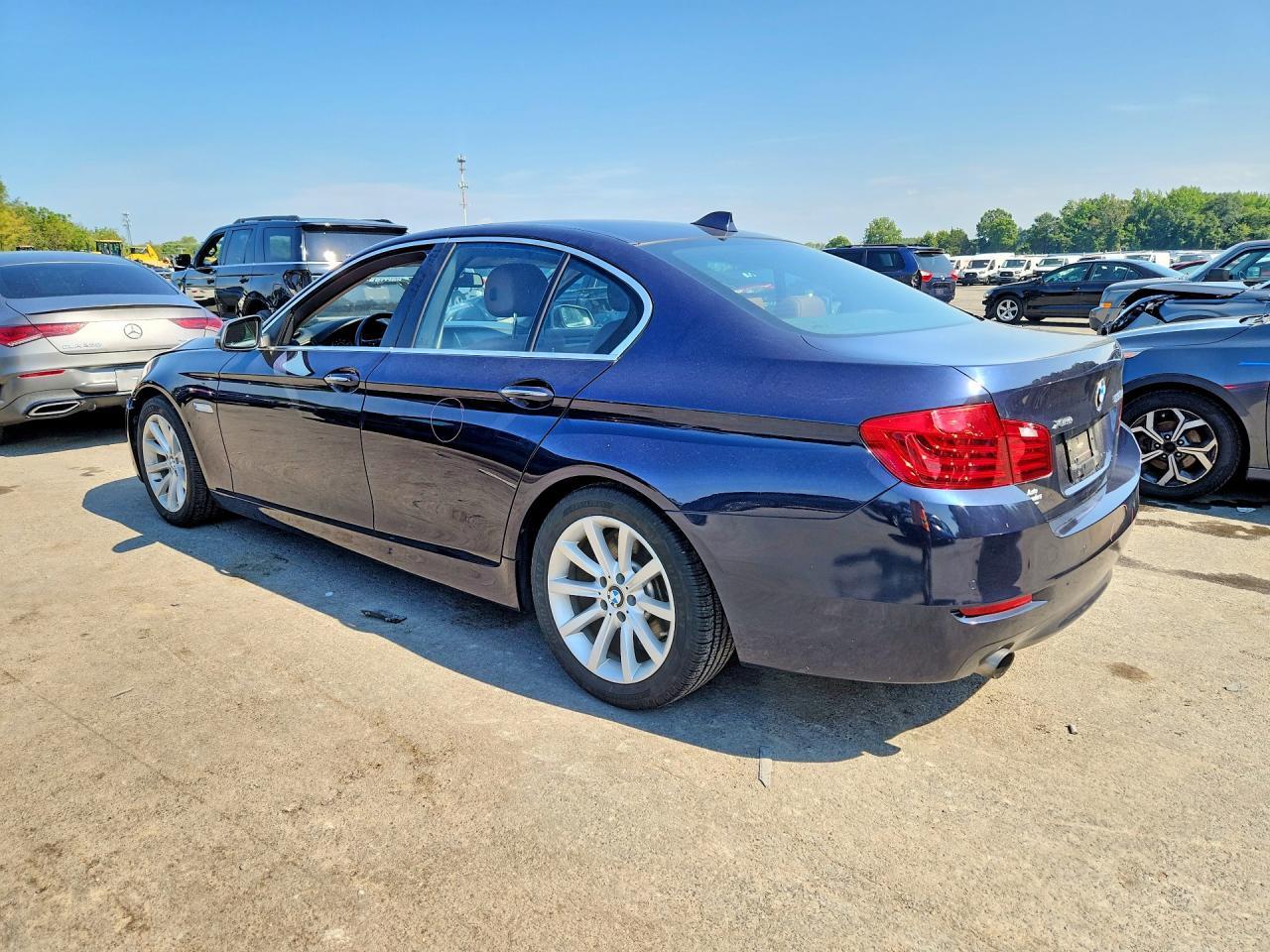 2014 BMW 535 Xi - Фото 2