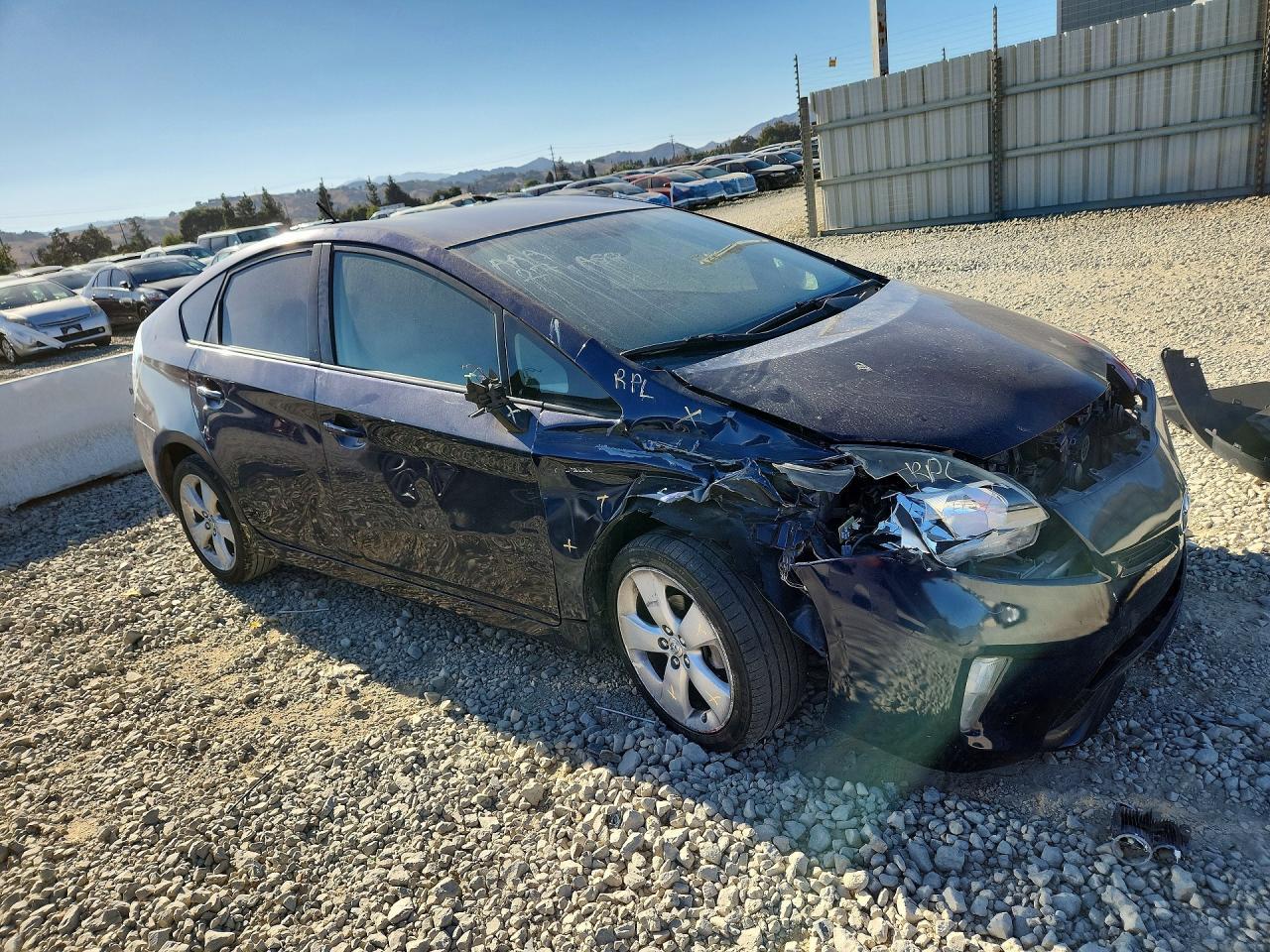 2015 Toyota Prius Five - Фото 4