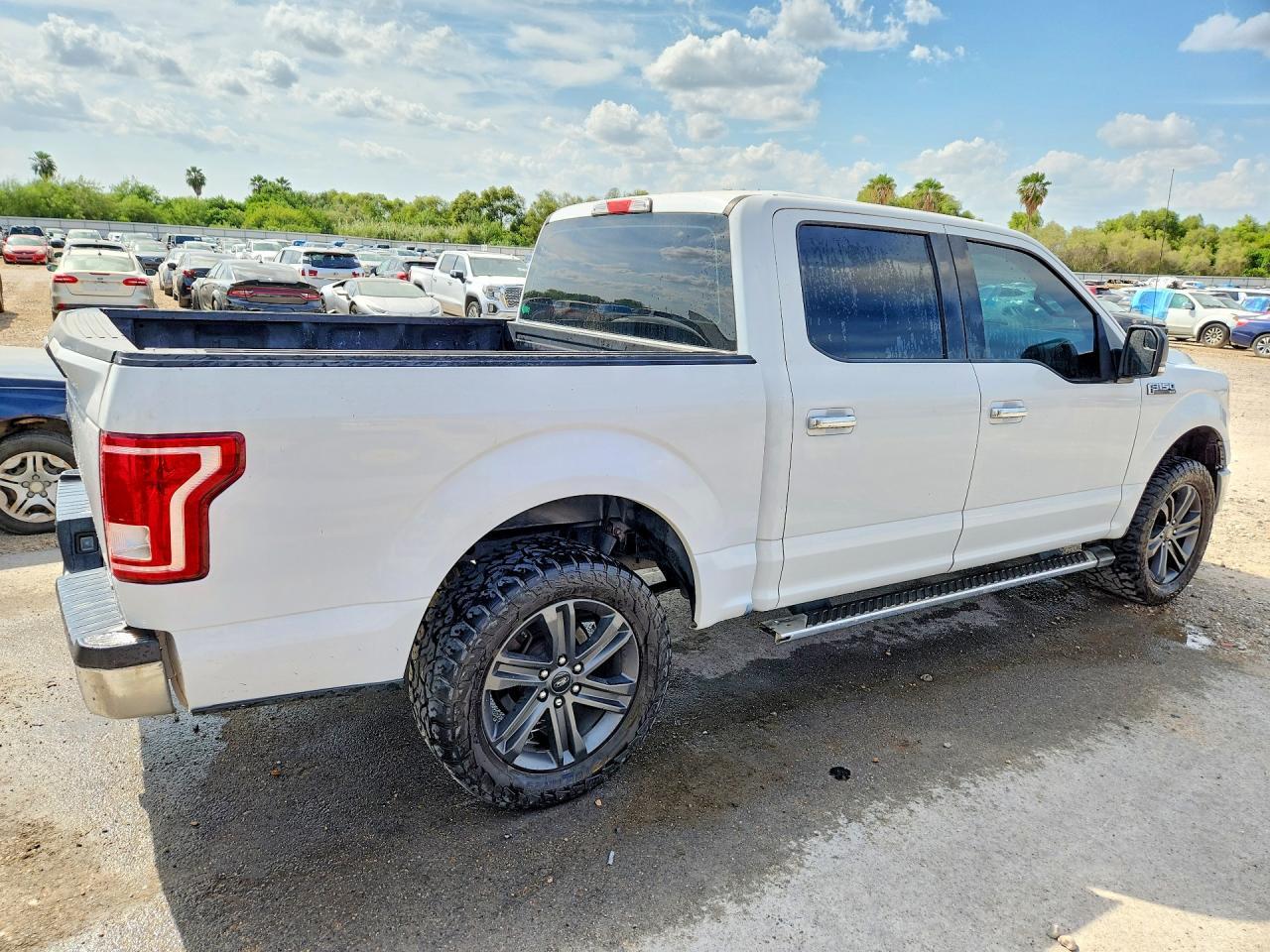 2016 Ford F150 Supercrew - Фото 3