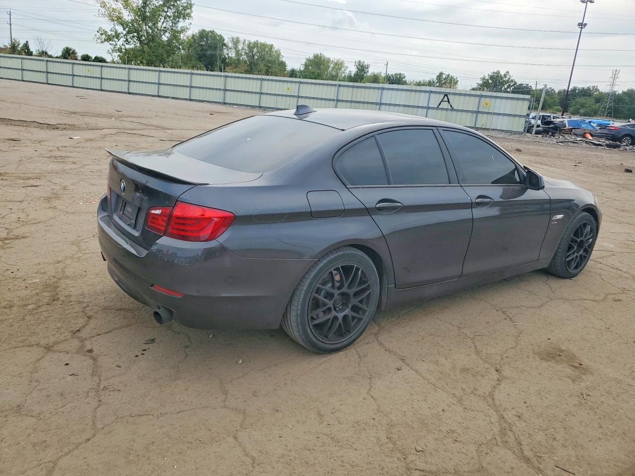 2012 BMW 535 Xi - Фото 3