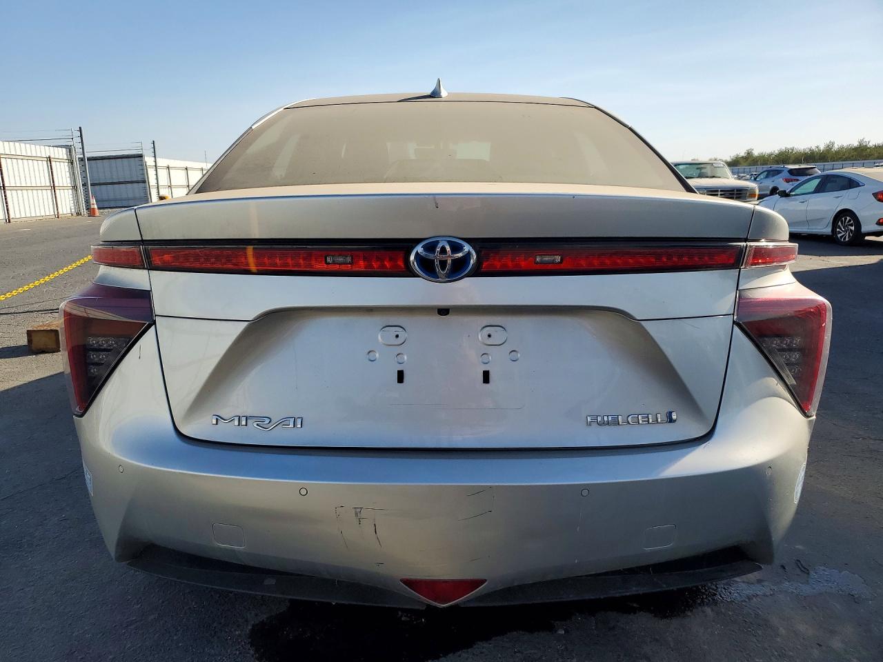 2018 Toyota Mirai Base - Image 6