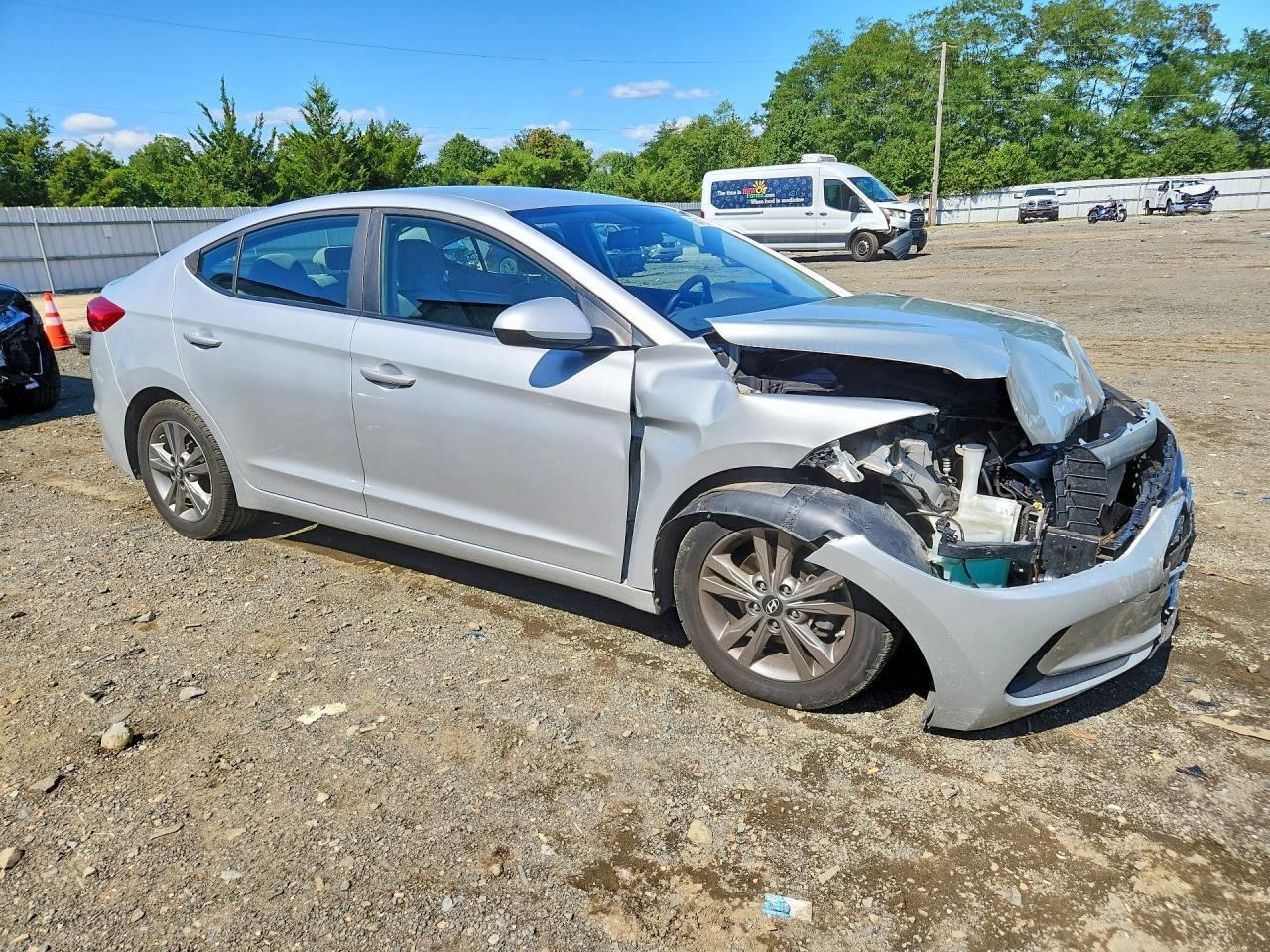 2017 Hyundai Elantra Se - Image 4