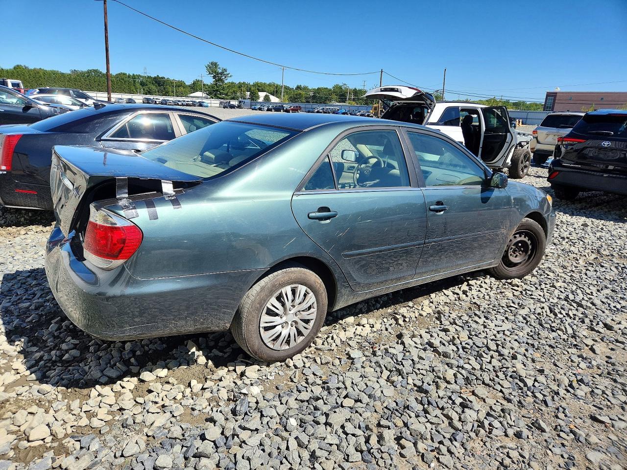 2006 Toyota Camry Le - Image 3