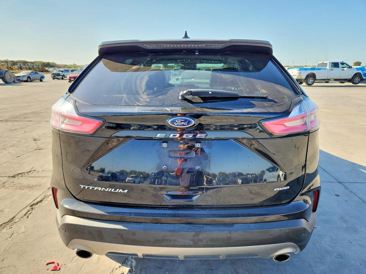 2022 Ford Edge Titanium - Image 6
