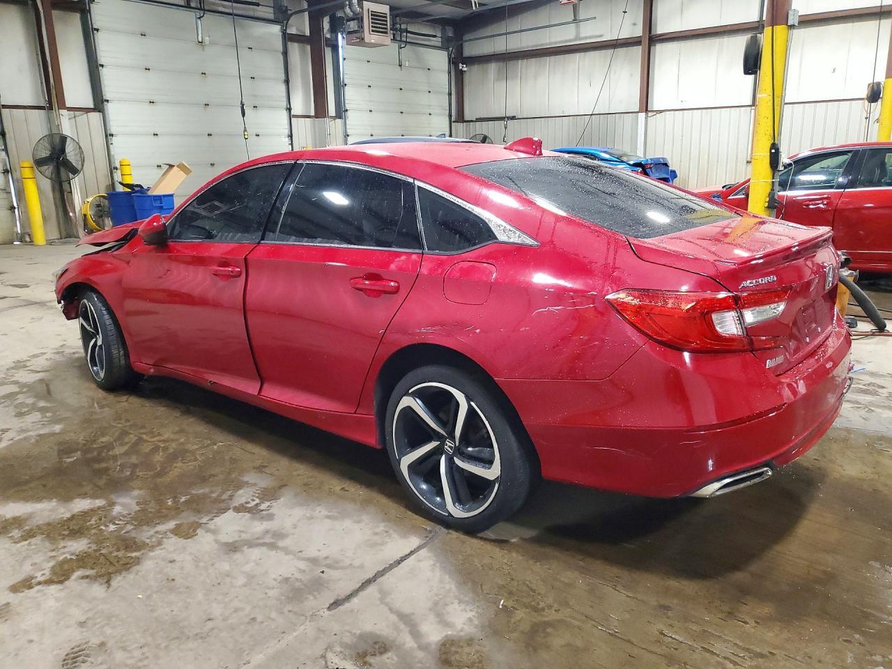 2019 Honda Accord Sport - Image 2