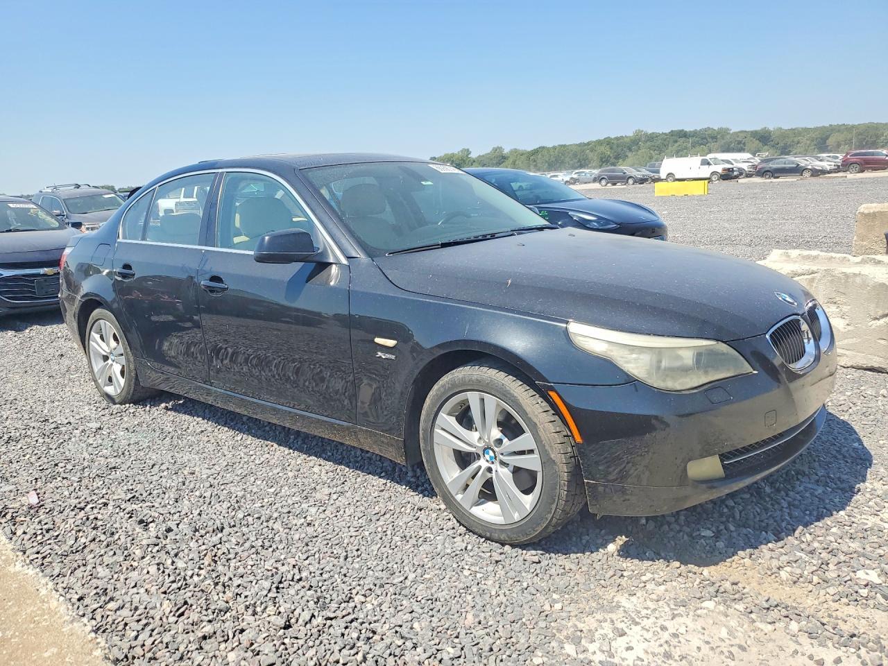 2010 BMW 528 Xi - Фото 4