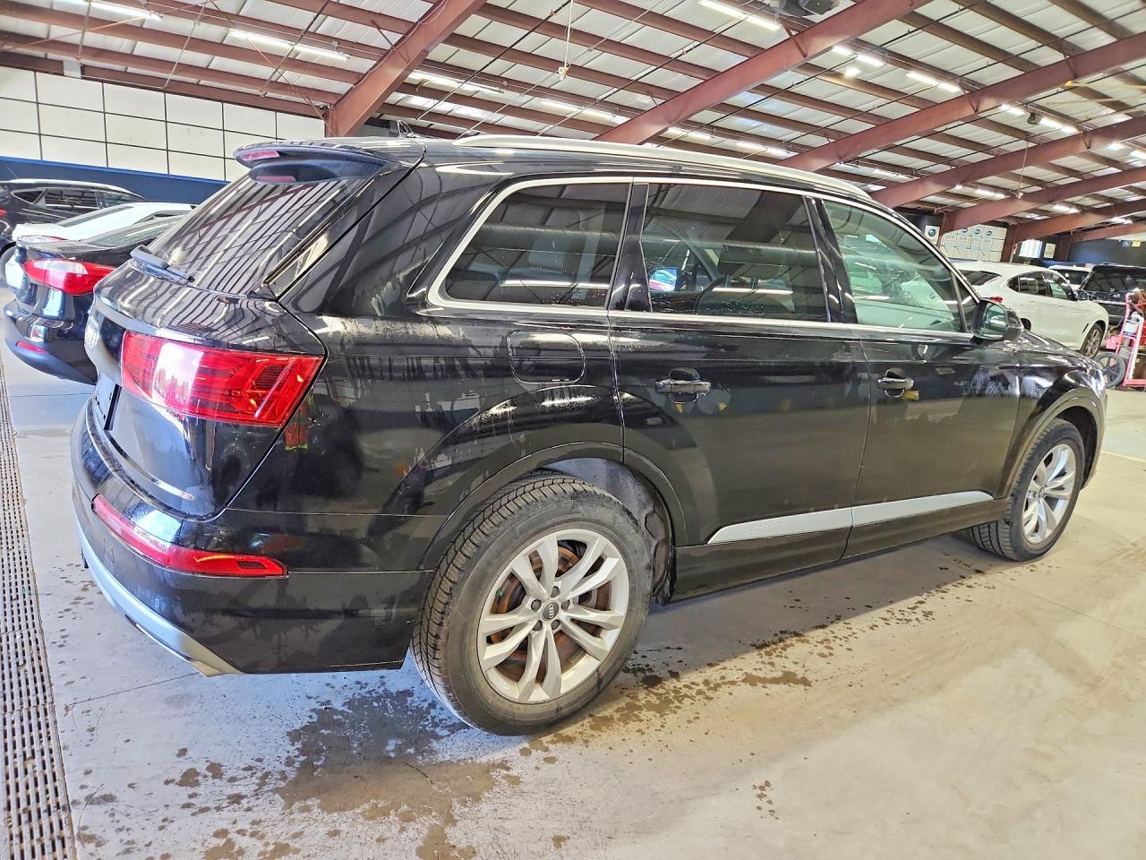 2019 Audi Q7 Premium - Image 3