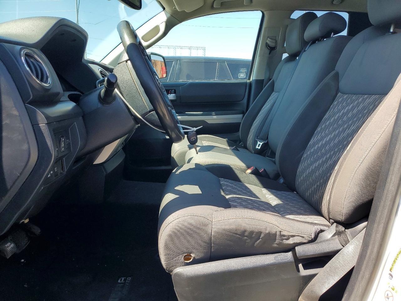 2019 Toyota Tundra Sr5 - Image 7