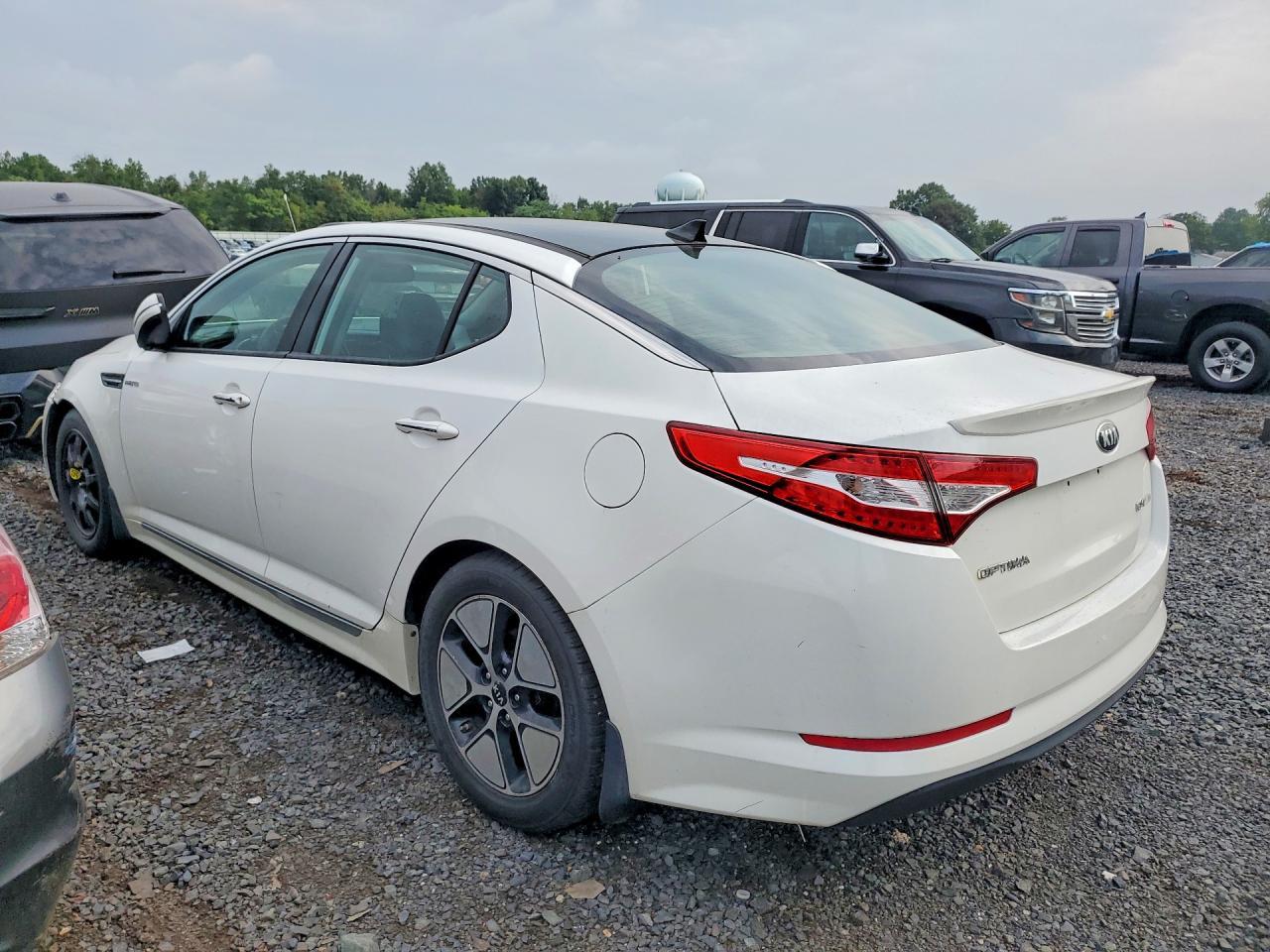 2013 Kia Optima Hybrid - Фото 2