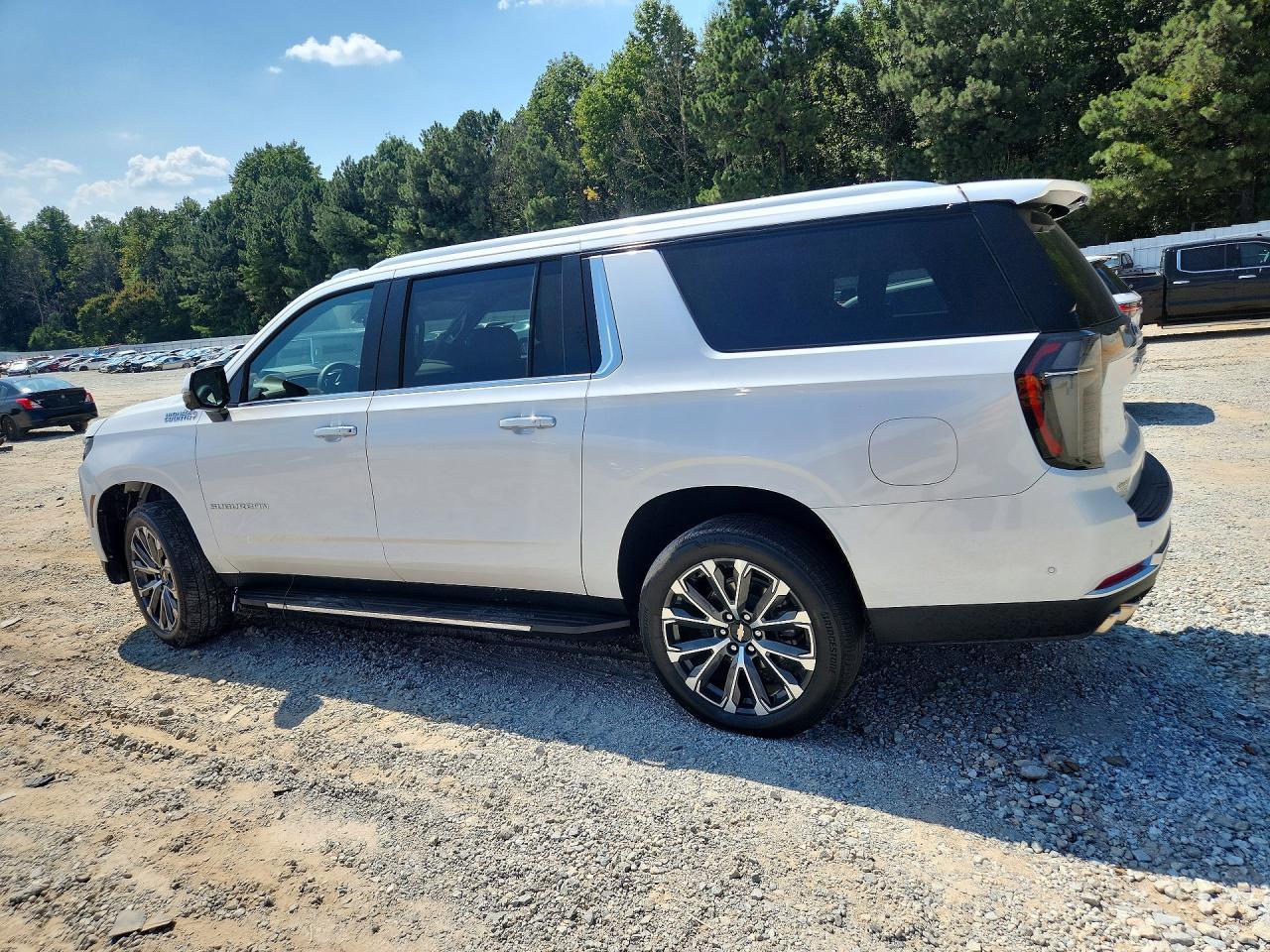 2025 Chevrolet Suburban K1500 High Country - Фото 2