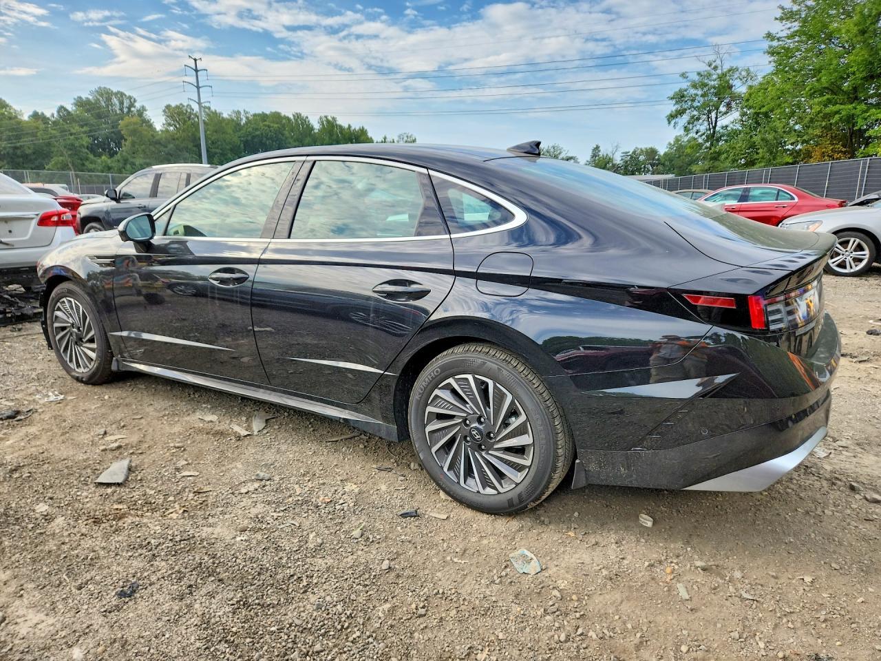 2026 Hyundai Sonata Hybrid Limited - Фото 2