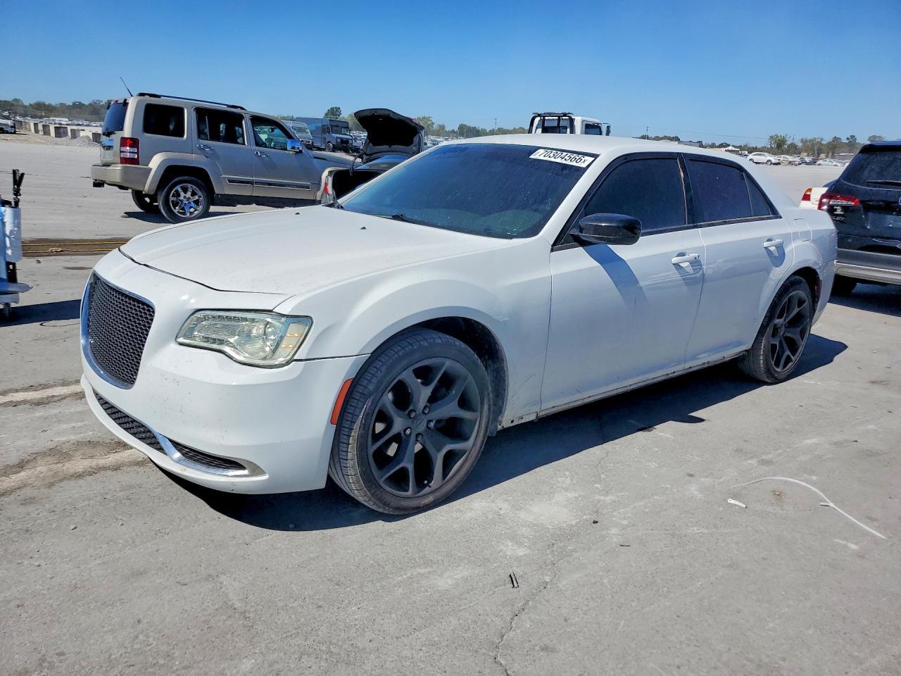 2020 Chrysler 300 Touring