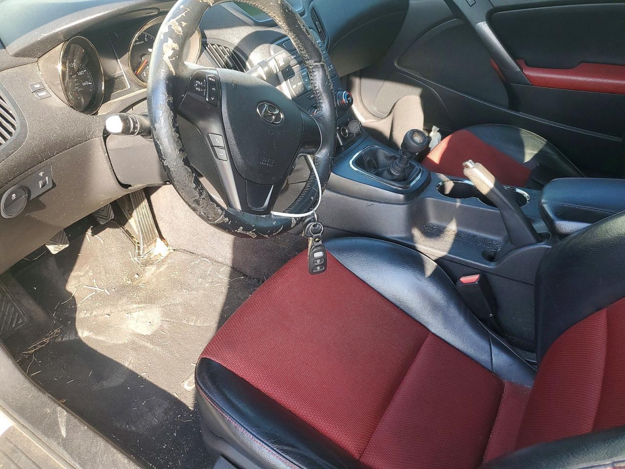 2012 Hyundai Genesis Coupe 3.8 R-Spec - Фото 7