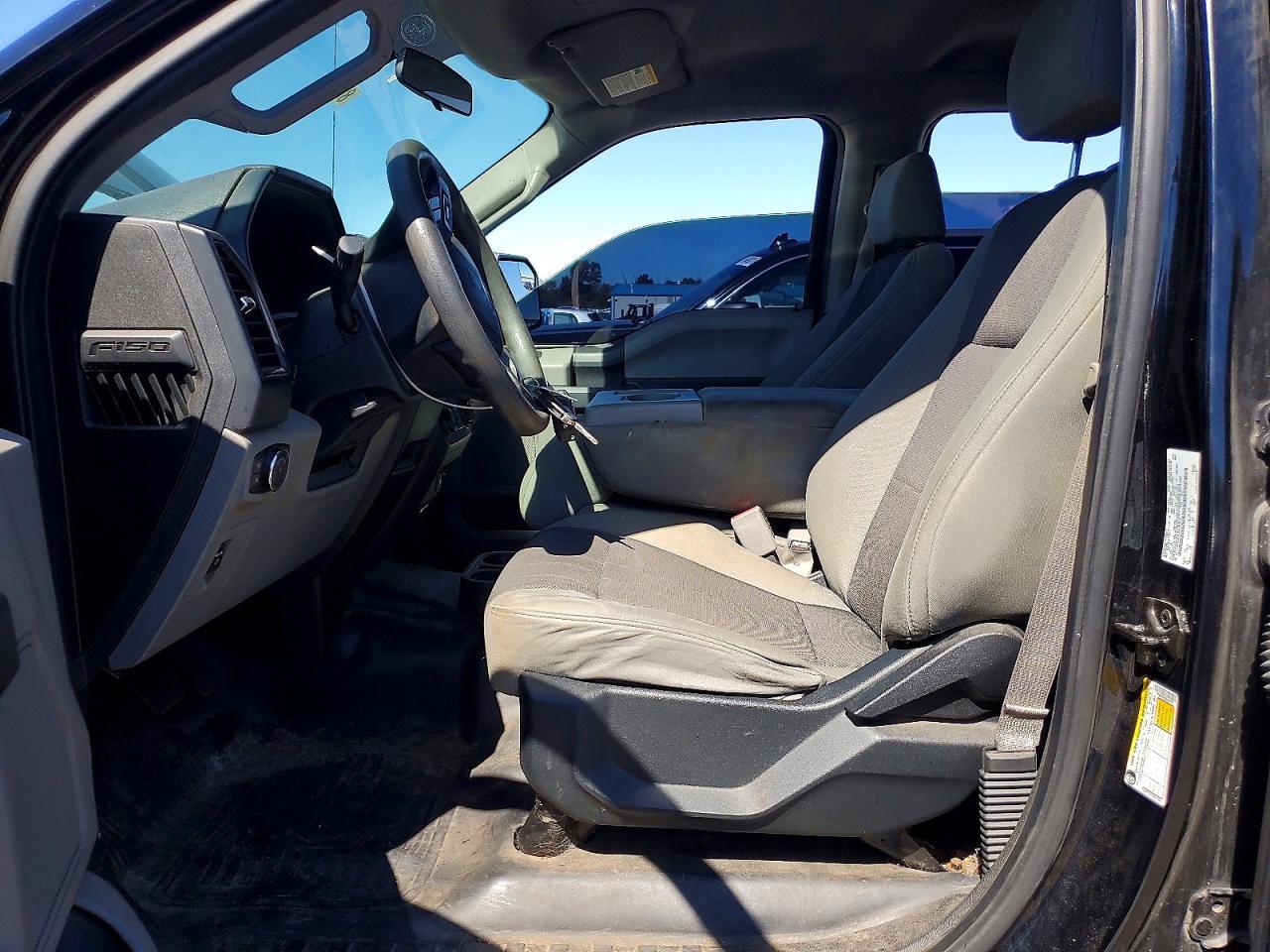 2016 Ford F150 Supercrew - Image 7