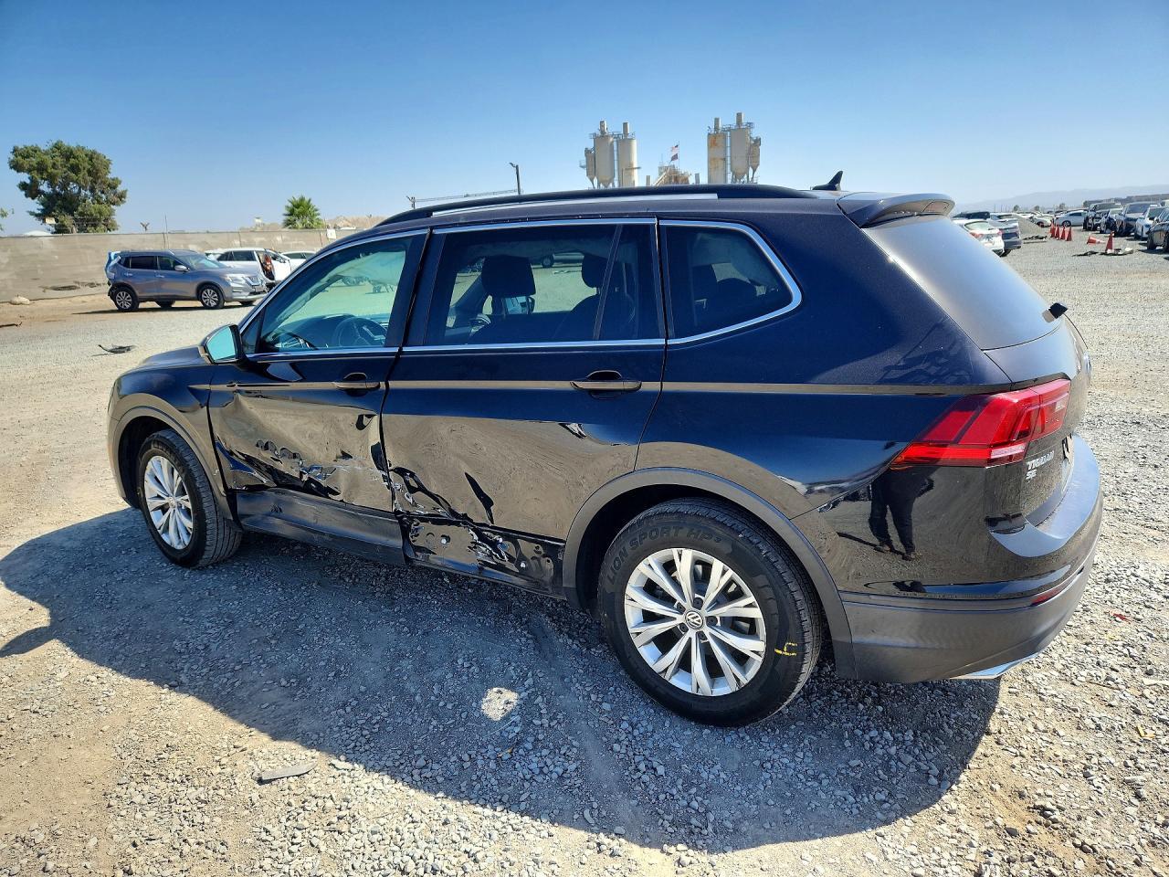 2019 Volkswagen Tiguan Se - Image 2
