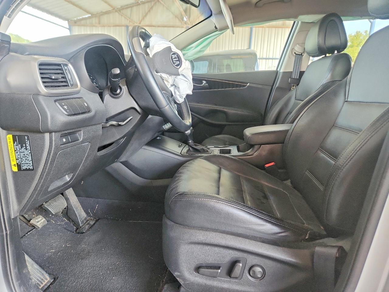2016 Kia Sorento Lx - Image 7