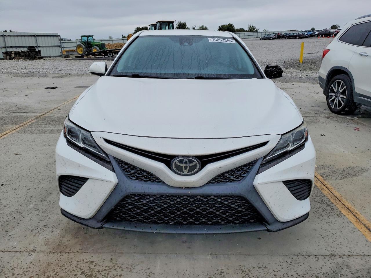 2019 Toyota Camry Se - Фото 5