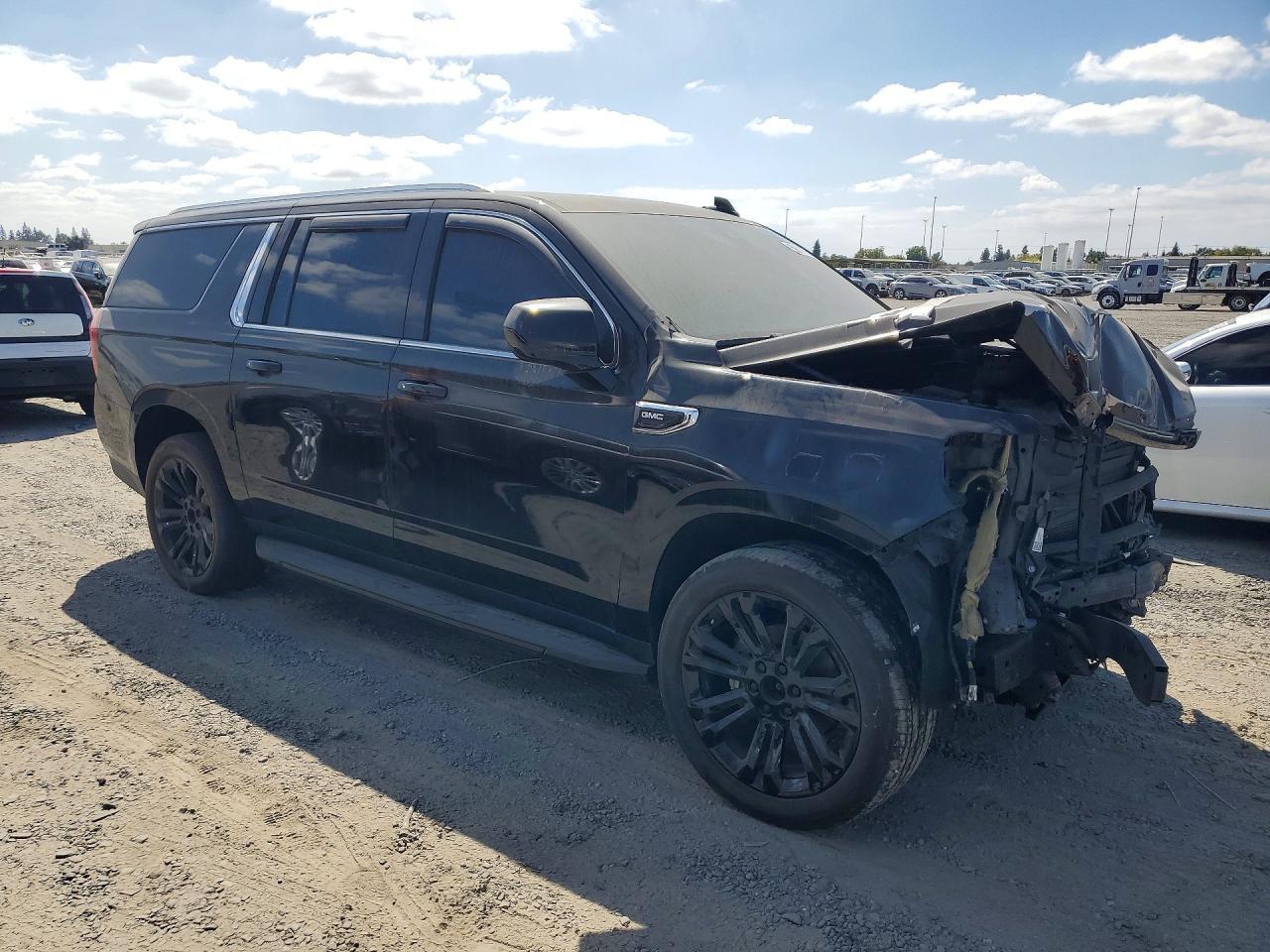 2021 GMC Yukon Xl K1500 Sle - Фото 4