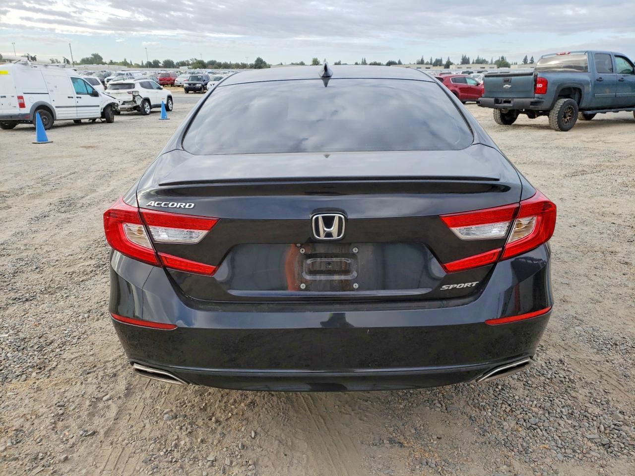 2022 Honda Accord Sport - Image 6