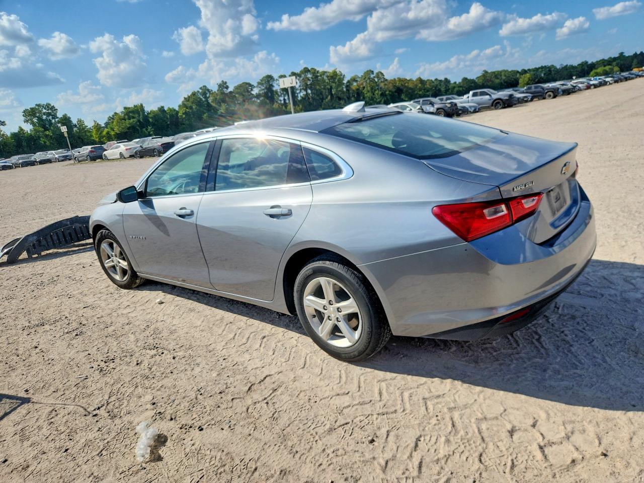 2023 Chevrolet Malibu Lt - Фото 2