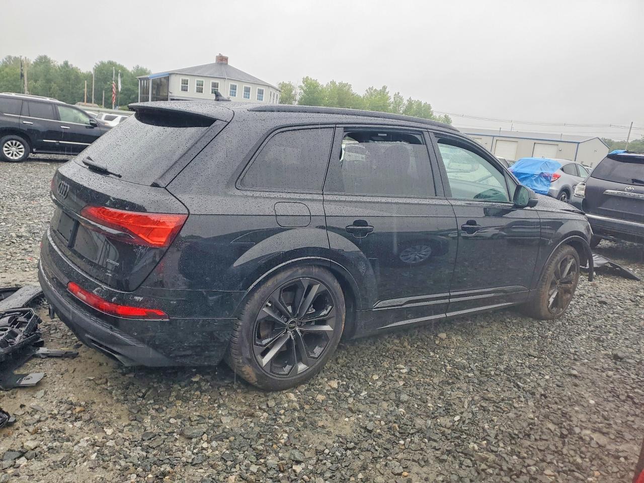 2026 Audi Q7 Premium Plus - Фото 3