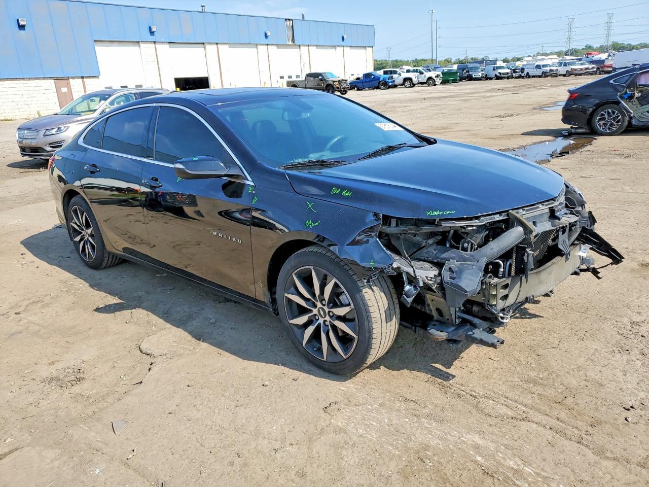 2017 Chevrolet Malibu Lt - Image 4