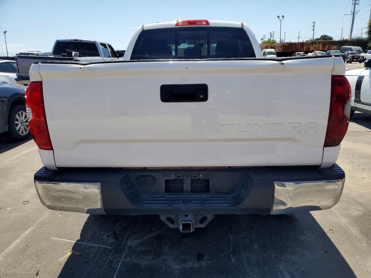 2019 Toyota Tundra Sr5 - Image 6