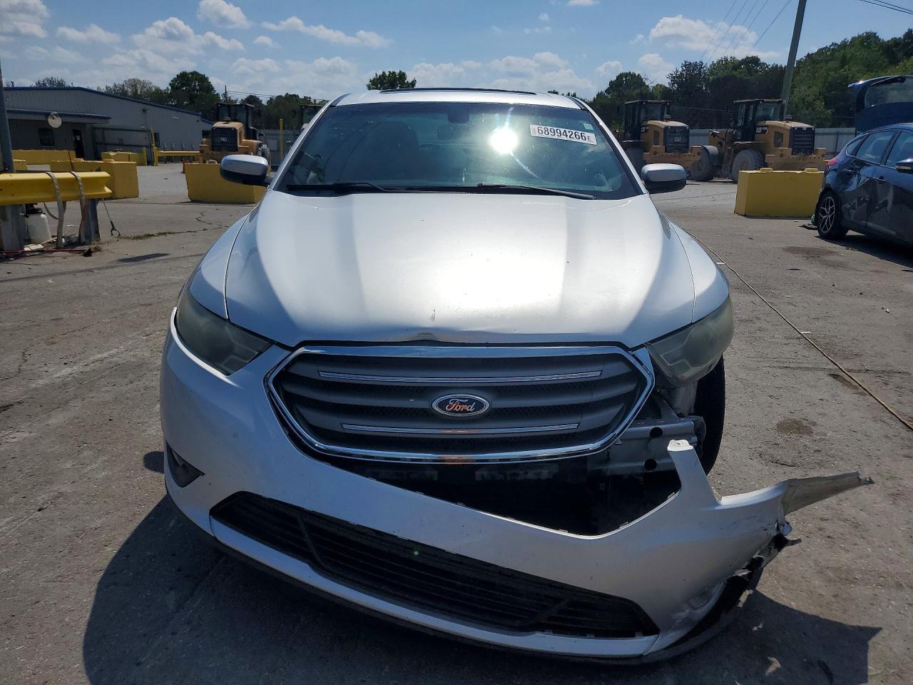 2015 Ford Taurus Sel - Image 5