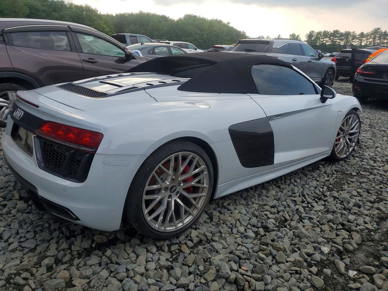 2020 Audi R8 - Фото 3